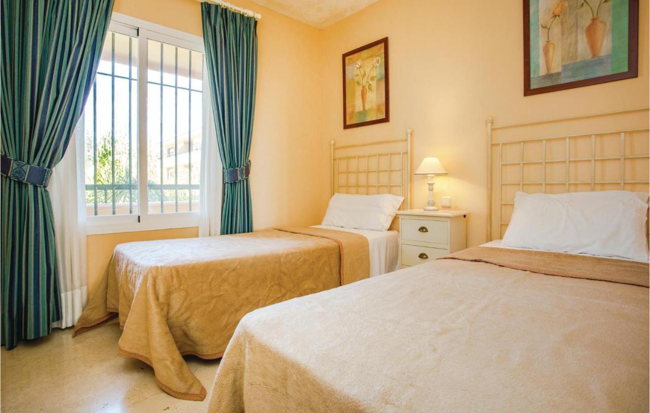Beautiful Apartment In Marbella-Elviria エクステリア 写真